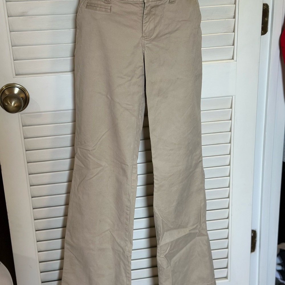 Old Navy Women's Tan Chinos